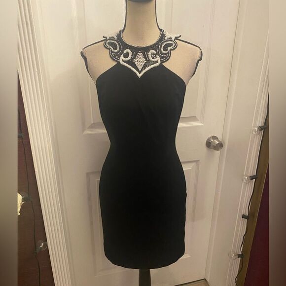 NiteLine absolutely gorgeous cocktail dress, size 4 - Picture 1 of 10